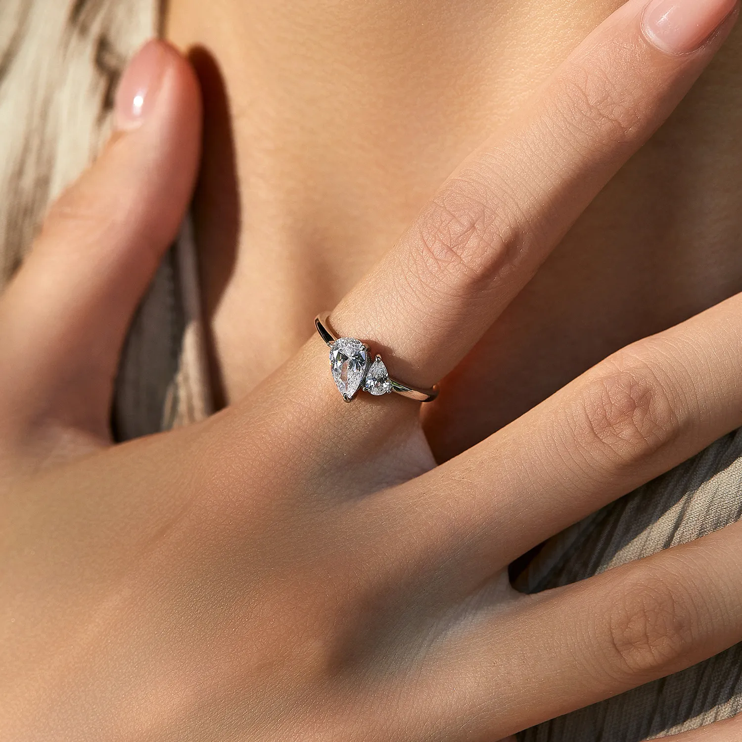 925 Sterling Silver Intertwined Love Zircon Ring 70100435 - image1