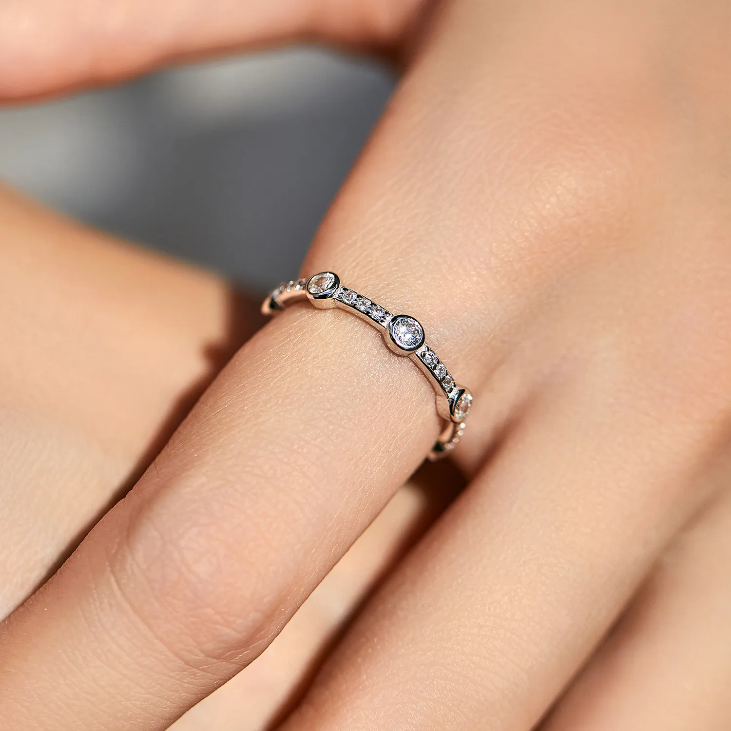 925 Sterling Silver Geometric Zircon Band Ring 70100444 - image1