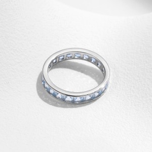 925 Sterling Silver Square Crystal Band Ring 70100462