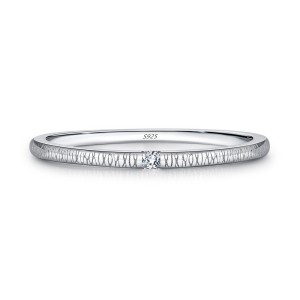 925 Sterling Silver Textured Zircon Band Ring 70100482