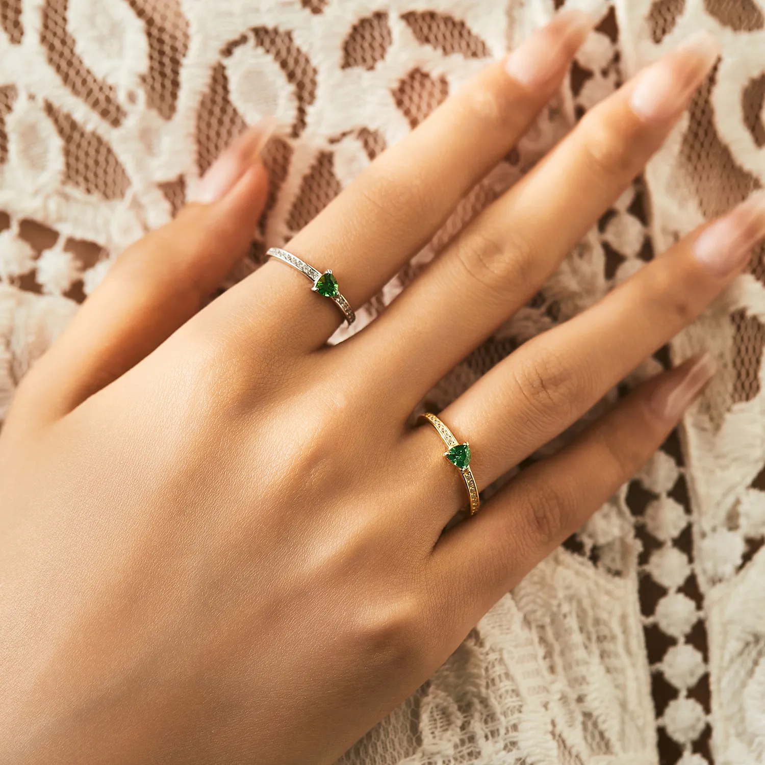 925 Sterling Silver Emerald CZ Band Ring 70100484 - image1