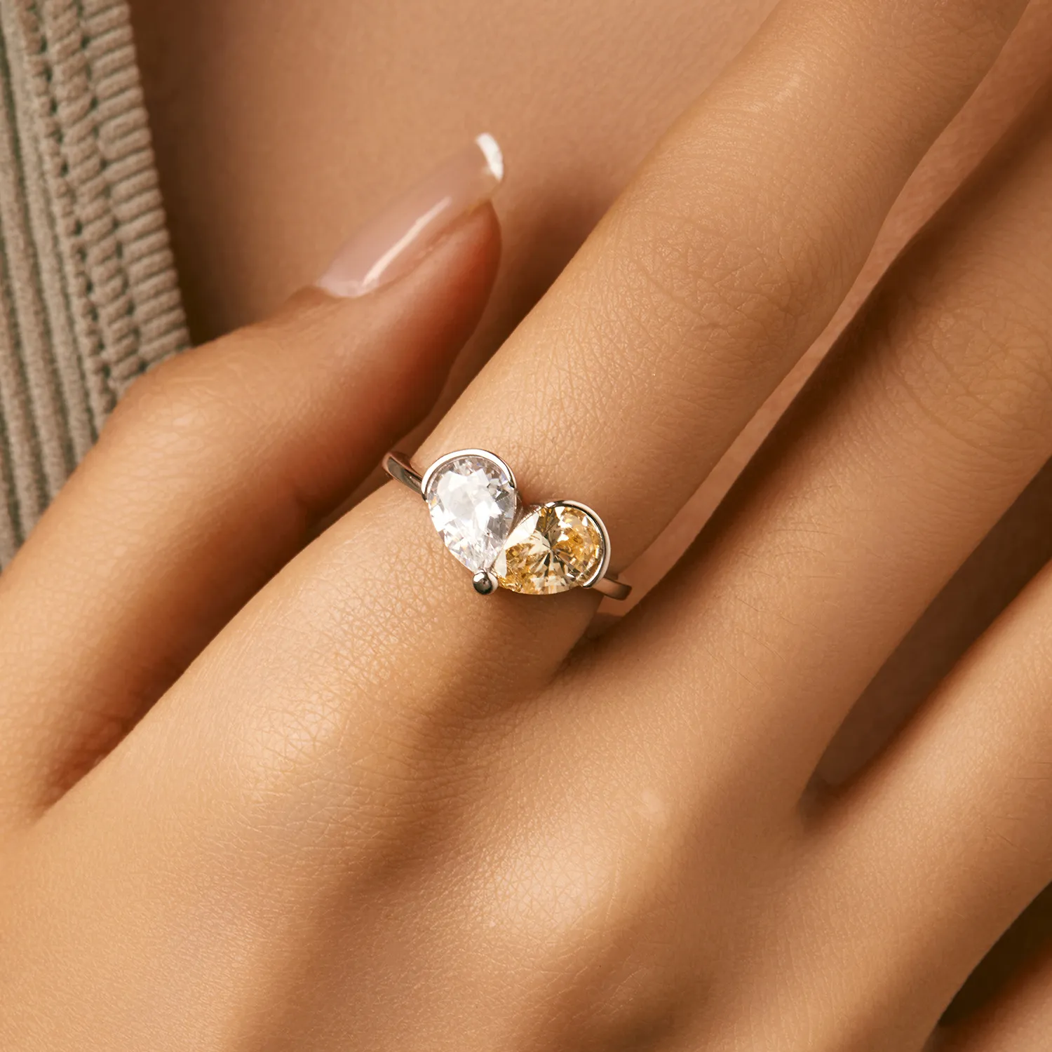 925 Sterling Silver Two-Tone Teardrop Zircon Ring 70100498 - image1