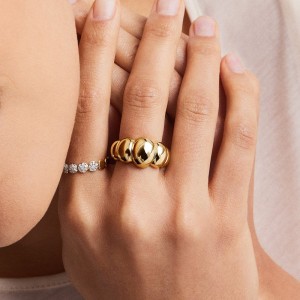 925 Sterling Silver High-Polish Minimalist Dome Band Ring 70100512
