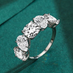 925 Sterling Silver Five-Stone Cushion Cut CZ Band Ring 70100549 925 Sterling Silver Five-Stone Cushion Cut CZ Band Ring 70100549