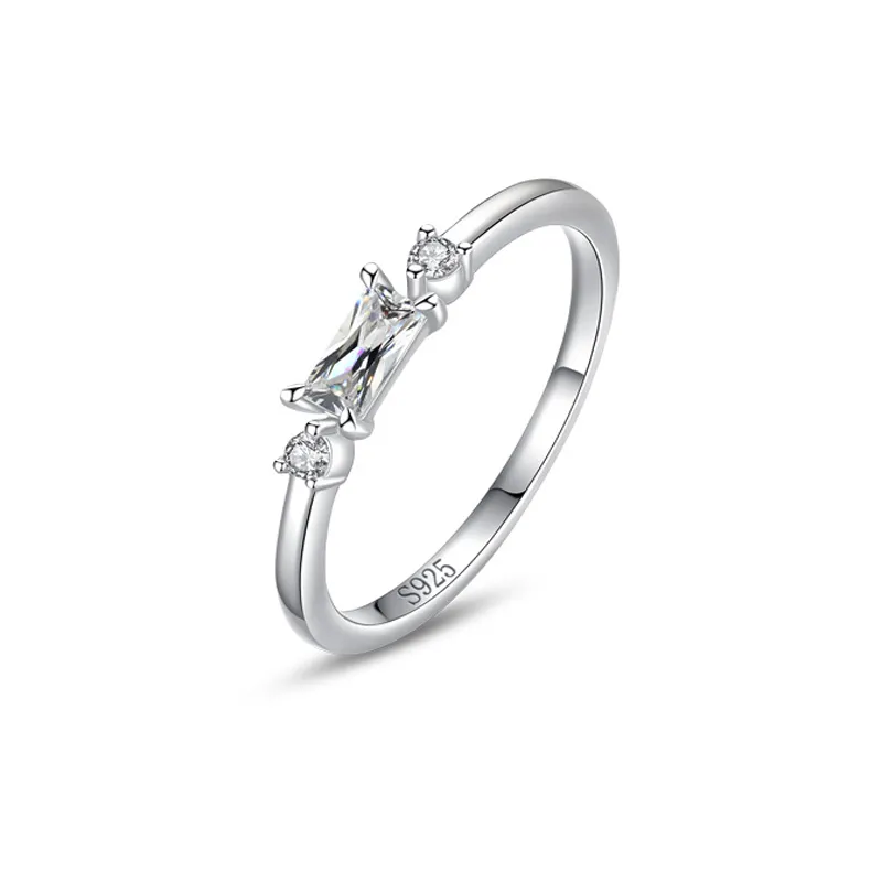 925 Sterling Silver Baguette-Cut CZ Ring 70100554 925 Sterling Silver Baguette-Cut CZ Ring 70100554