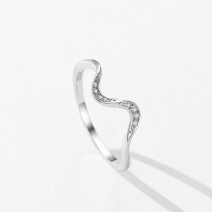 925 Sterling Silver Wave CZ Minimalist Band Ring 70100557 925 Sterling Silver Wave CZ Minimalist Band Ring 70100557