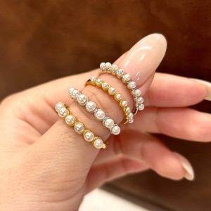 925 Sterling Silver Luminous Pearl Milgrain Band Ring 70100591