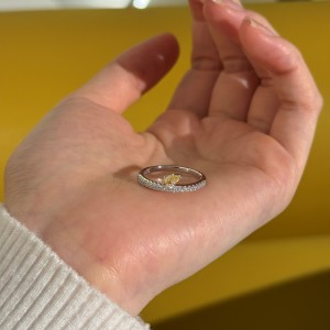 925 Sterling Silver Fancy Yellow Pear Crushed Ice Ring 70100597