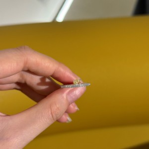 925 Sterling Silver Fancy Yellow Pear Crushed Ice Ring 70100597