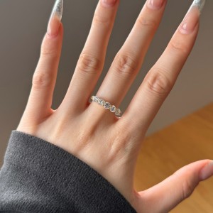 925 Sterling Silver 5-Stone Round Zirconia Anniversary Band Ring 70100598