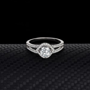 Silver Cubic Zirconia Solitaire Ring 70200008