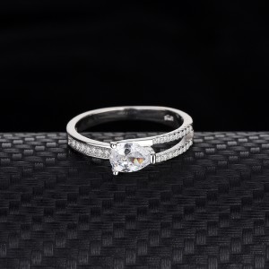 Silver Cubic Zirconia Solitaire Ring 70200020
