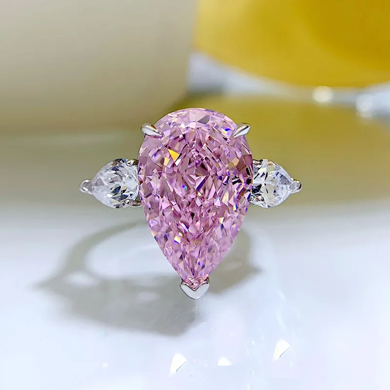 Waterdrop Crush Ice Zirconia Engagement Ring 70200091 - image4