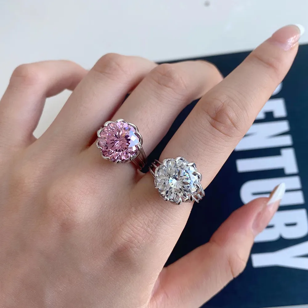 Premium Flower Crush Ice Zirconia Solitaire Ring 70200092 - image1