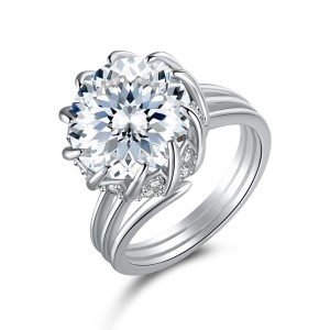 Premium Flower Crush Ice Zirconia Solitaire Ring 70200092