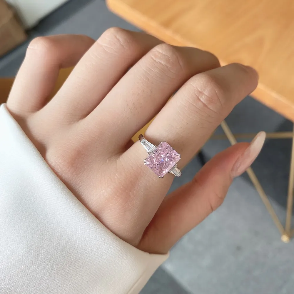 Crushed Ice Lab Sapphire Zirconia Solitaire Ring 70200094 - image3