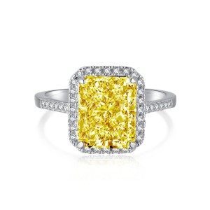 Crushed Ice Lab Cocktail Zirconia Solitaire Ring 70200095
