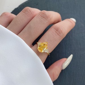 8A Pear Raden Cubic Zirconia Ring 70200110