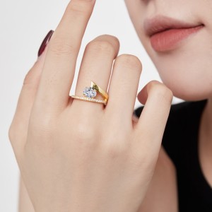 8A Oval Cubic Zirconia Wedding Party Ring 70200126