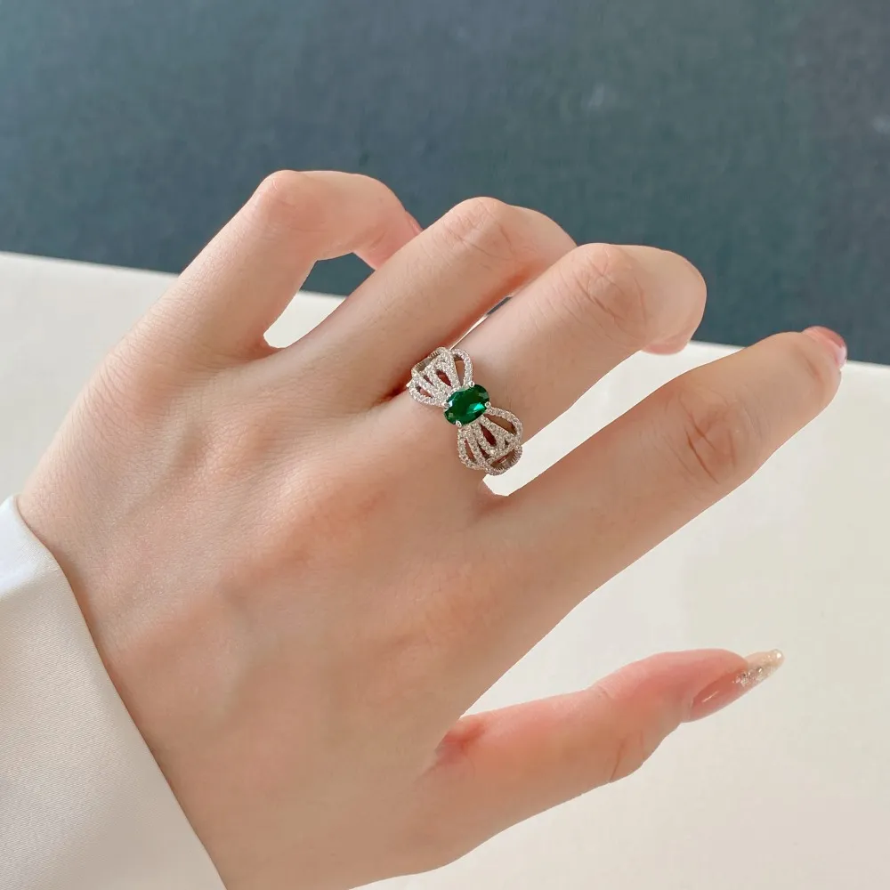 Luxury Oval Cubic Zirconia Bow Party Ring 70200131 - image1
