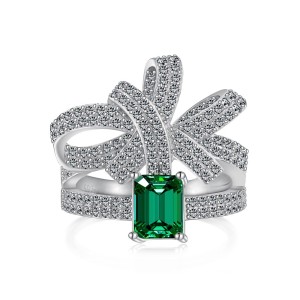 Sqarkle Emerald Cubic Zirconia Bow Ring 70200149