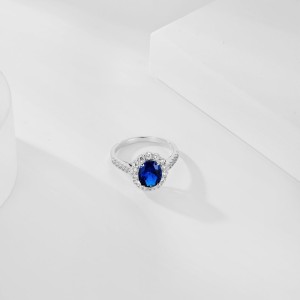 Classical Oval Cluster Cubic Zirconia Party Ring 70200152