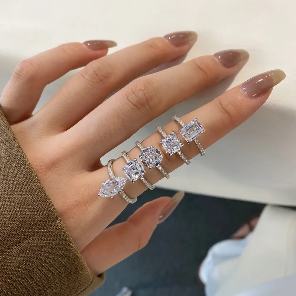 Minimalist Rectangle Cubic Zirconia Party Ring 70200168 - image2