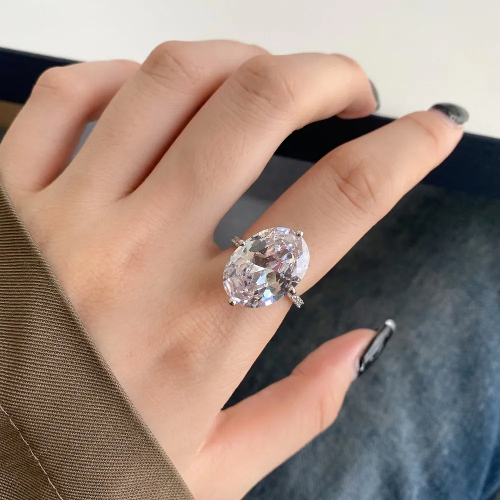 Luxury Oval Cubic Zirconia Wedding Party Ring 70200185 - image2