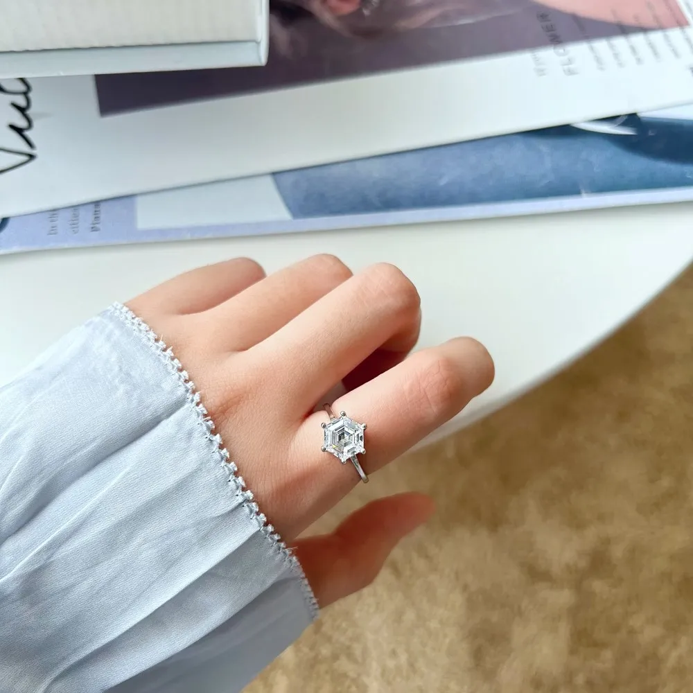 Minimalist Hexagon Cubic Zirconia Party Ring 70200189 - image2
