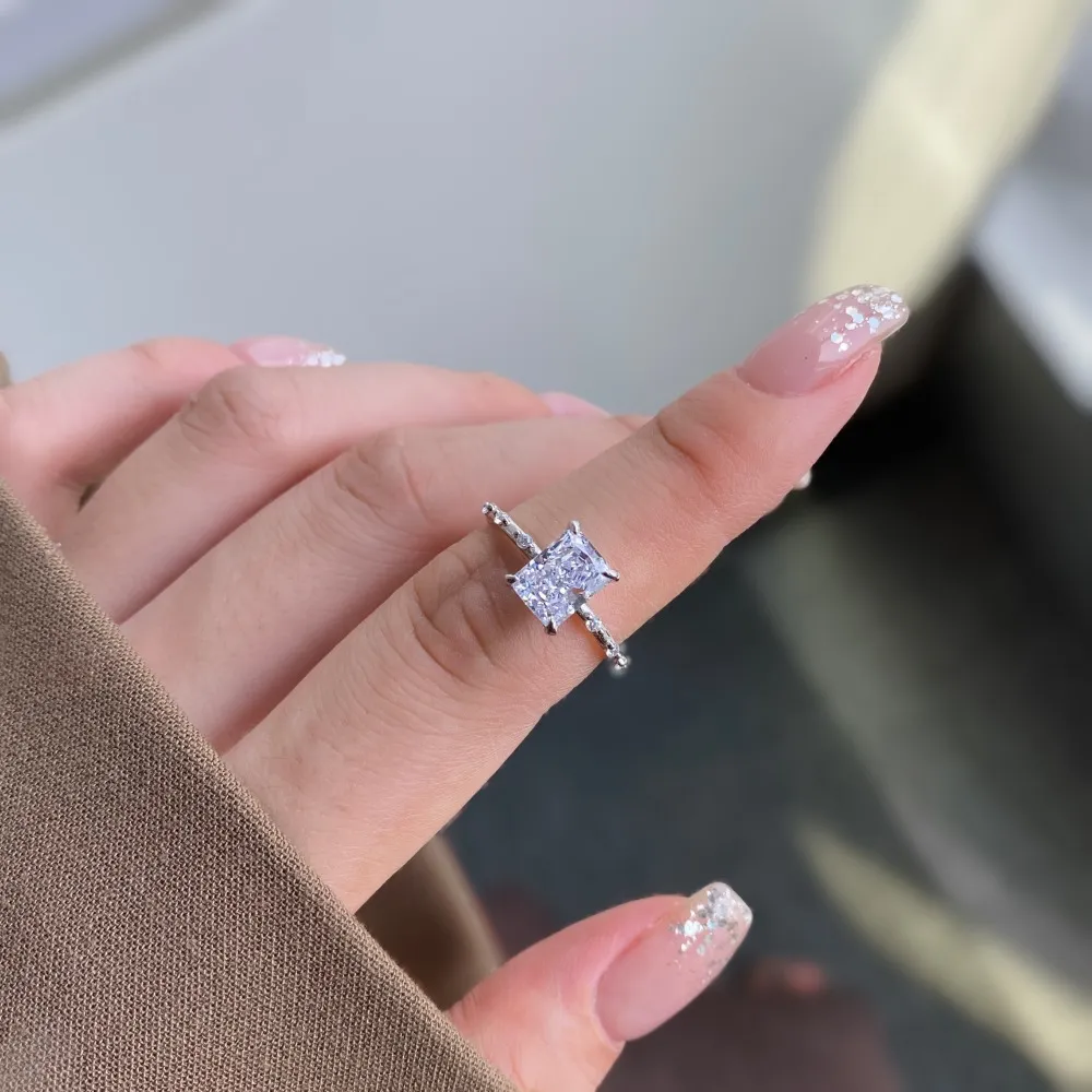 925 Sterling Silver Shiny Zirconia Solitaire Ring 70200191 - image1
