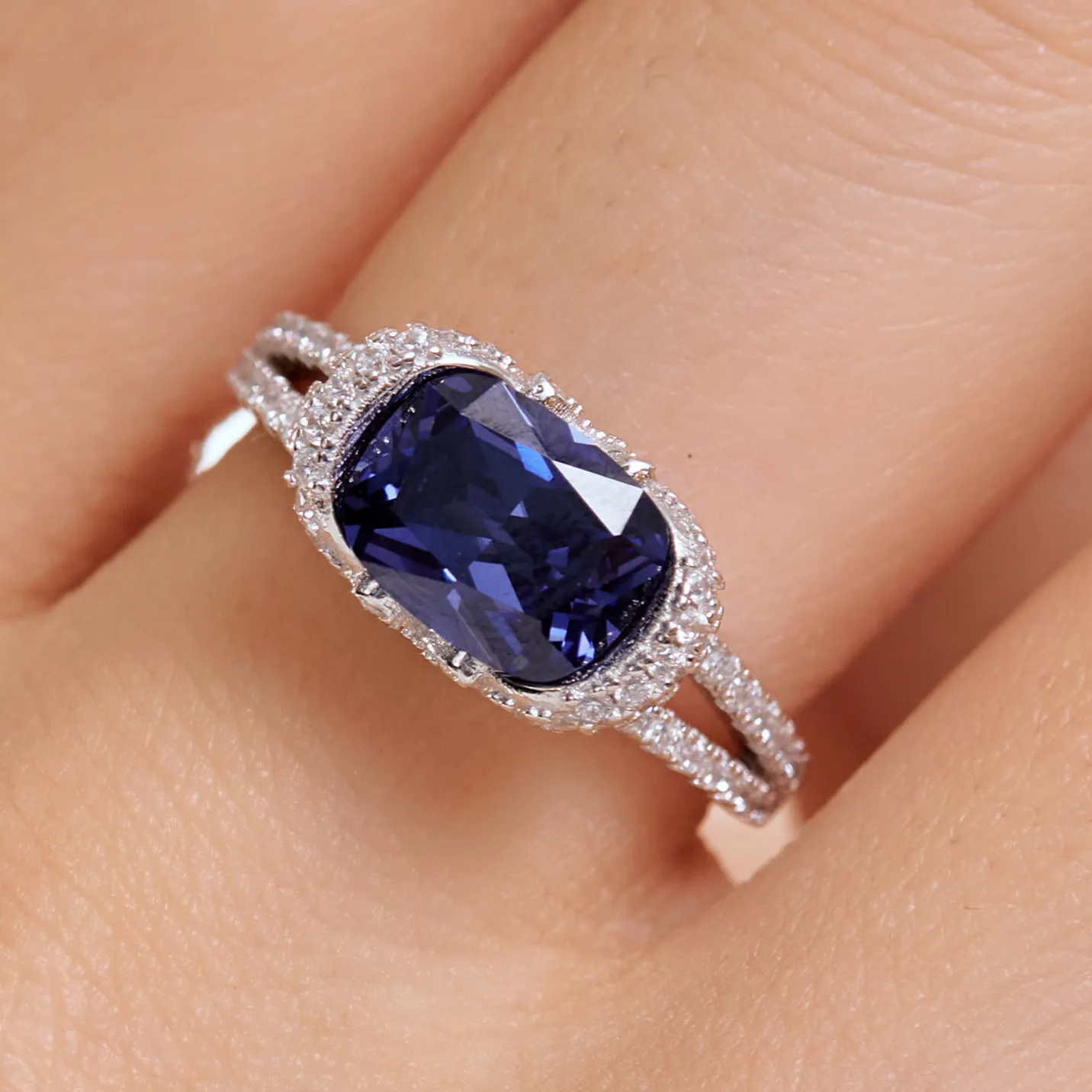 925 Sterling Silver Blue Zirconia Solitaire Ring 70200200 - image2