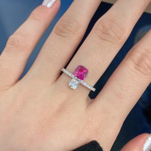 925 Sterling Silver Pink Zirconia Solitaire Ring 70200206