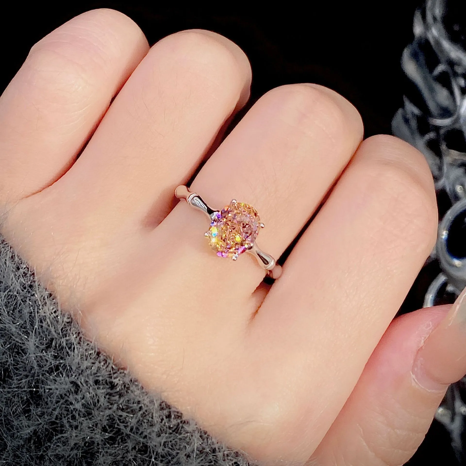 8A Zirconia Bamboo Joint Solitaire Ring 70200227 - image2