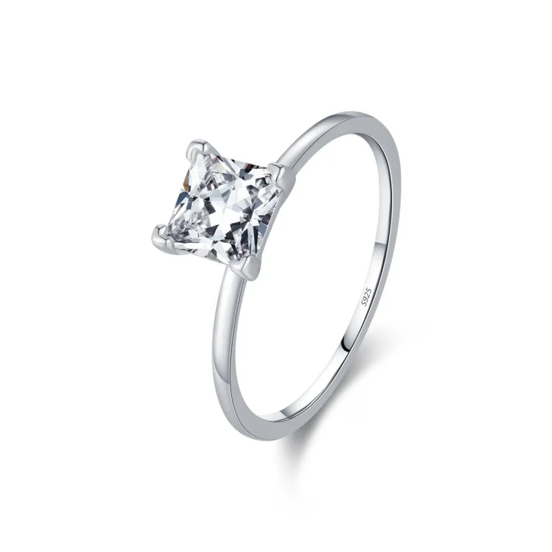 925 Sterling Silver Princess Cut Solitaire Engagement Ring 70200301