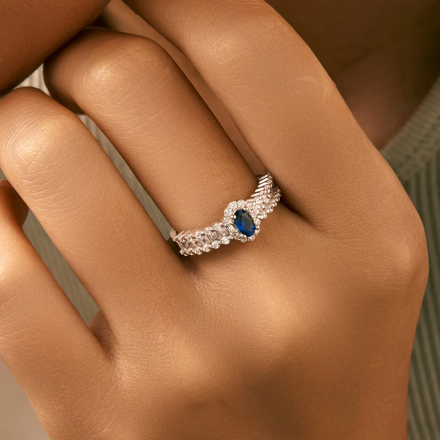 925 Sterling Silver Oval Simulated Sapphire Halo Ring 70200305 - image1