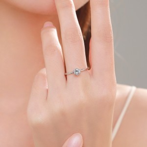 925 Sterling Silver Minimalist Twisted Six-Prong CZ Solitaire Ring 70200327 925 Sterling Silver Minimalist Twisted Six-Prong CZ Solitaire Ring 70200327