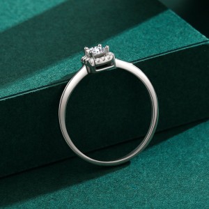 925 Sterling Silver Princess-Cut 1CT CZ Halo Ring 70200328 925 Sterling Silver Princess-Cut 1CT CZ Halo Ring 70200328