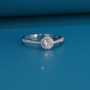925 Sterling Silver Round Halo CZ Ring 70200330