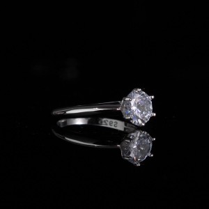 925 Sterling Silver Classic Solitaire 1 CT Six-Prong CZ Ring 70200336 925 Sterling Silver Classic Solitaire 1 CT Six-Prong CZ Ring 70200336
