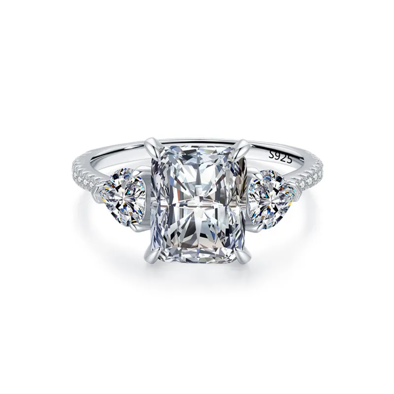 925 Sterling Silver Emerald-Cut 3 CT CZ Ring 70200339 925 Sterling Silver Emerald-Cut 3 CT CZ Ring 70200339