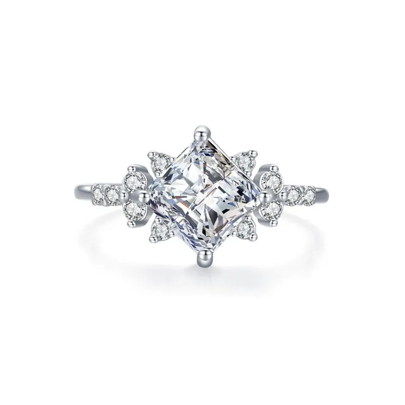 925 Sterling Silver Sparkle Princess-Cut CZ Ring 70200340 925 Sterling Silver Sparkle Princess-Cut CZ Ring 70200340