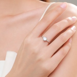 925 Sterling Silver 1 CT CZ Solitaire Ring 70200345 925 Sterling Silver 1 CT CZ Solitaire Ring 70200345