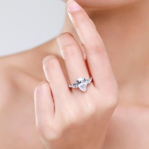 925 Sterling Silver Pear Cut Teardrop Zircon Ring 70200373 925 Sterling Silver Pear Cut Teardrop Zircon Ring 70200373