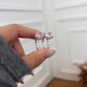 925 Sterling Silver Crushed Ice Cushion 8A Zirconia Ring 70200381