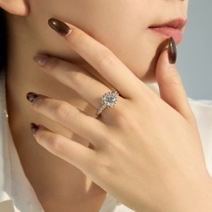 925 Sterling Silver Two-Tone Floral Halo Ring 70200383