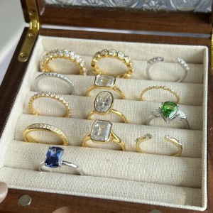 925 Sterling Silver Tanzanite Blue Cushion Solitaire Ring 70200387 925 Sterling Silver Tanzanite Blue Cushion Solitaire Ring 70200387