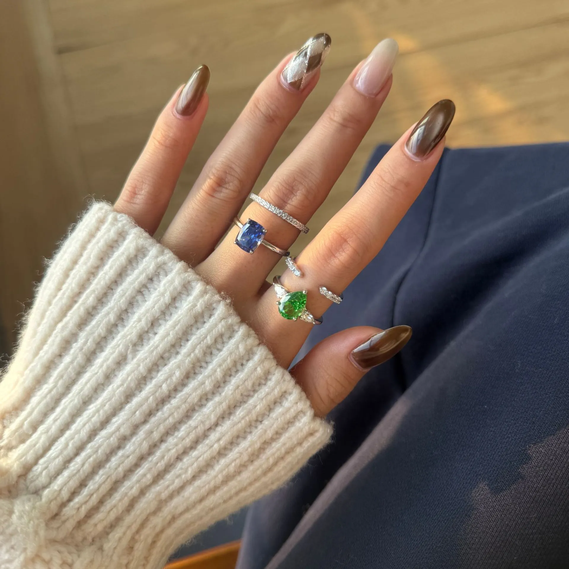 925 Sterling Silver Green Pear Three-Stone Ring 70200388 - image3