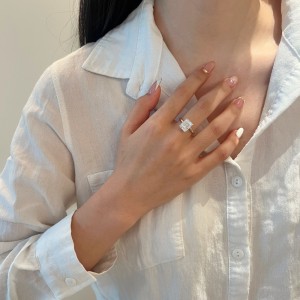 925 Sterling Silver Emerald-Cut Solitaire Ring 70200389