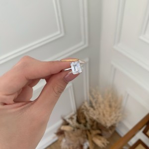 925 Sterling Silver Emerald-Cut Solitaire Ring 70200389