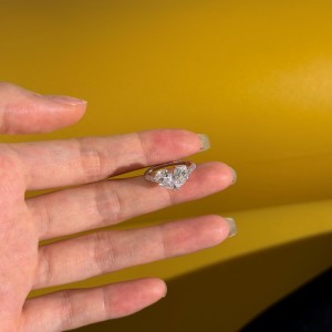 925 Sterling Silver Pave Band Spliced Double Pear Zircon Ring 70200393 925 Sterling Silver Pave Band Spliced Double Pear Zircon Ring 70200393